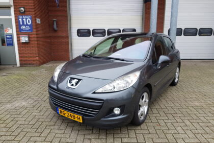 PEUGEOT207-1